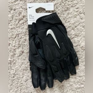 Nike D-Tack 6.0 Football Padded Linesman Gloves Black Youth